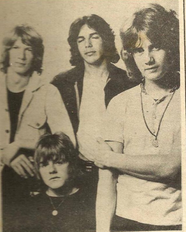 Zoot In Go Set August 1969